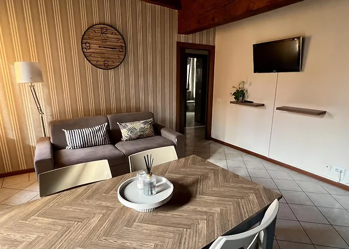 Verona Rooms Vendégház 4*