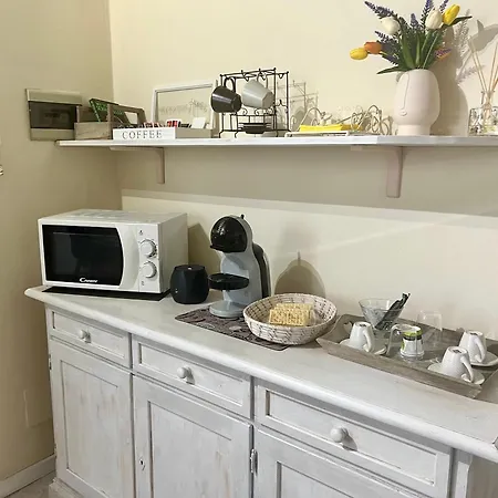Verona Rooms Πανσιόν 2*