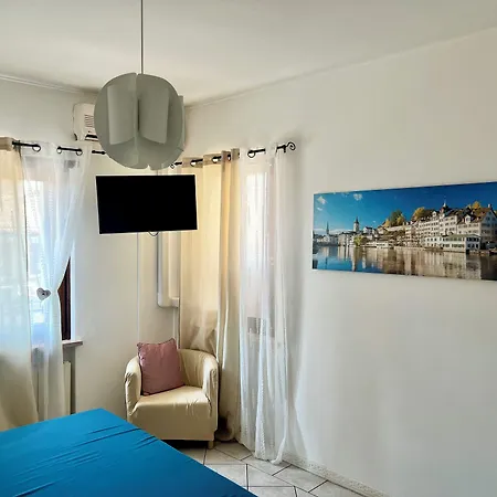 ゲストハウス Verona Rooms 4*