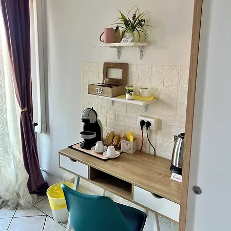 Verona Rooms بيت ضيافة