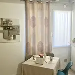 Verona Rooms Vendégház 4*