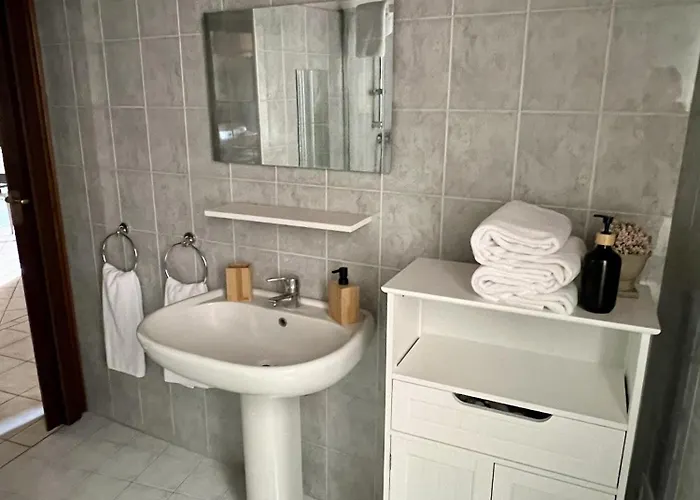 Konukevi Verona Rooms 4*