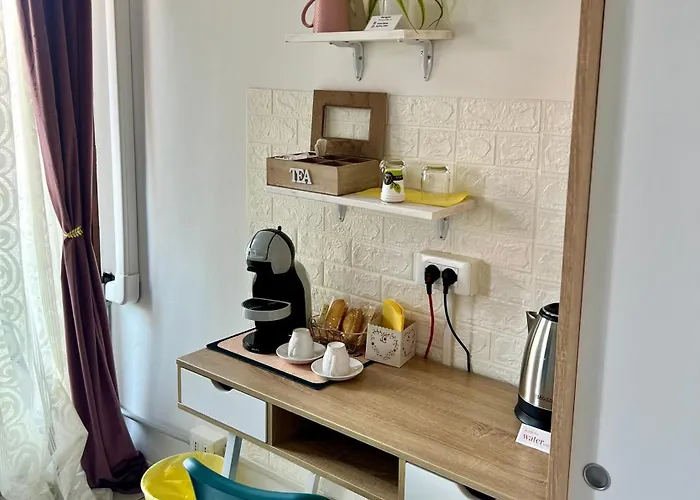 Verona Rooms 4* Βερόνα