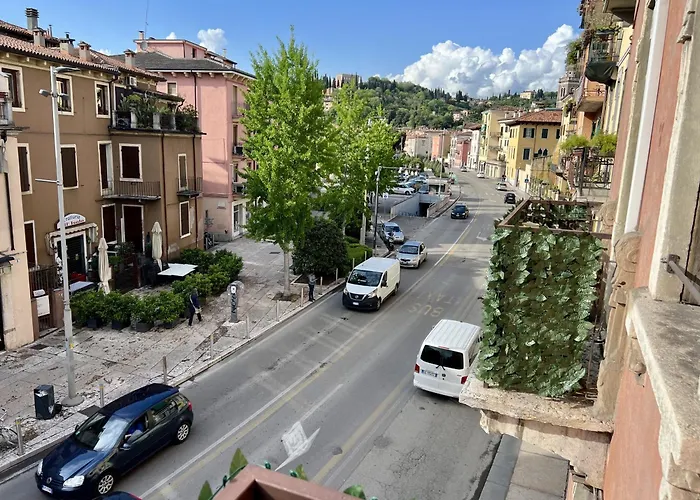 Verona Rooms Πανσιόν Βερόνα
